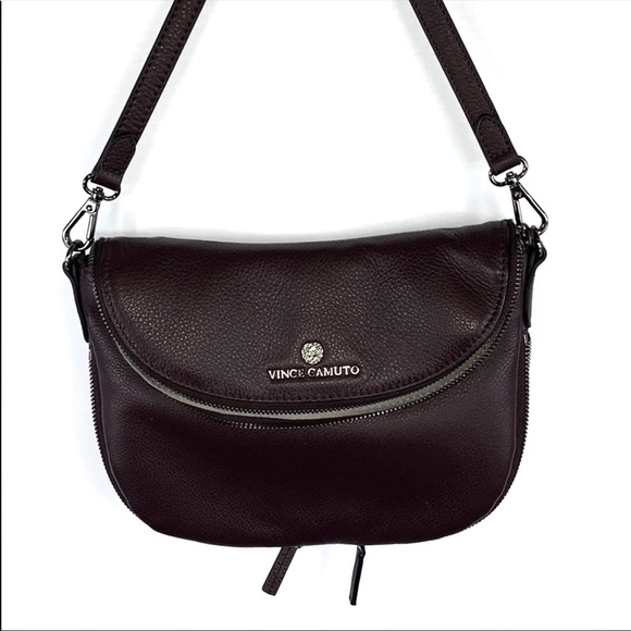 Vince Camuto Handbags - Vince Camuto Rico Leather Crossbody purse/handbag